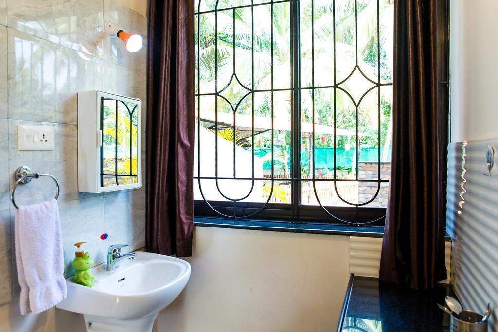 Lazy Frog Guest house 2*